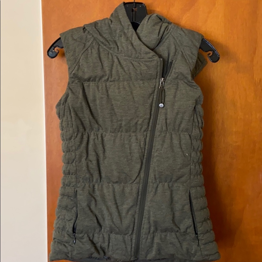 Athleta vest. XS